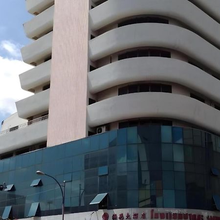 Sakura Hotel Хат Яй Екстериор снимка
