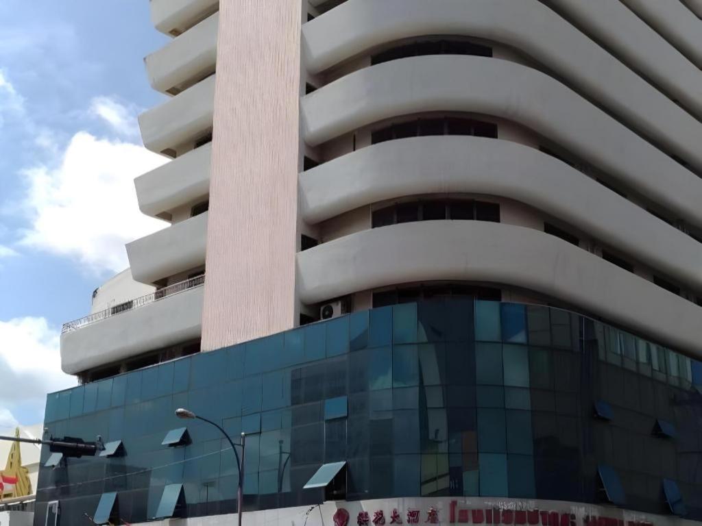Sakura Hotel Хат Яй Екстериор снимка